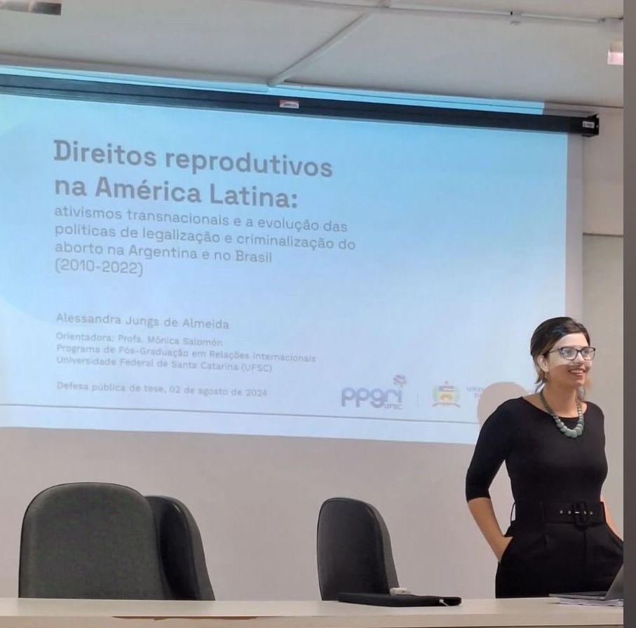 Alessandra tweet media