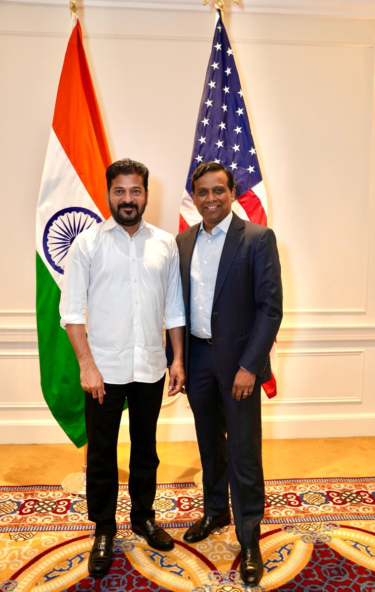TelanganaCMO's tweet photo. My team and I had a super successful meeting with Cognizant team @Cognizant led by @imravikumars in which the major global IT company has selected Hyderabad as the site for expansions and building the largest capacity outside the USA in Telangana. 

The new facility will create over 15,000 jobs. The company has also agreed to positively consider my suggestion to explore other tier-2 cities of Telangana for additional capacity ramp-up.

The foundations for this agreement were laid by my colleague @OffDSB and I, along with our officials, in Davos, Switzerland, earlier this year.
#InvestInTelangana