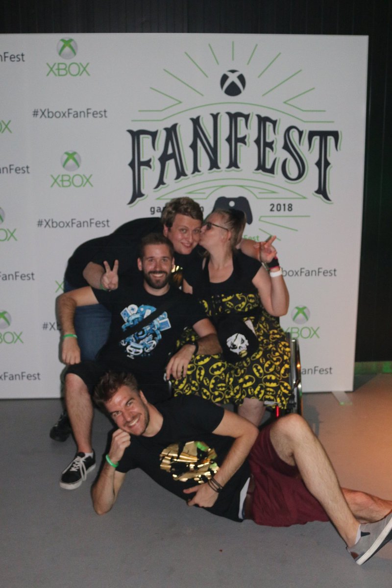 Leator (@leator) on Twitter photo <a href="/thecostumegeek/">Geeky 🔜#SoTFest</a> <a href="/DanielHeithorn/">Daniel Heithorn</a> <a href="/XboxP3/">Phil Spencer</a> <a href="/majornelson/">Larry Hryb, Gamer Emeritus 📱⌨️🖱️🎮</a> <a href="/aarongreenberg/">Aaron Greenberg</a> <a href="/AceyBongos/">Graeme Boyd</a> <a href="/moneyrumble/">Chris "Xbox Sports Guy" Moneyrumble</a> <a href="/Xbox/">Xbox</a> <a href="/XboxDACH/">Xbox DACH</a> <a href="/ForzaErwin84/">Forza ErwinGT 🏁</a> <a href="/GMaxee/">Maxi Gräff</a> <a href="/blairkpercival/">Blair</a> <a href="/LokiJimmyB/">Loki</a> For me it started in 2017 & every single #XboxFanFest easily made it to be the best part of <a href="/gamescom/">gamescom</a>, meeting all you mentioned (and more) & those special chats with <a href="/aarongreenberg/">Aaron Greenberg</a> <a href="/riperl/">Sandro Odak</a> <a href="/ChappersChapman/">Mike Chapman</a>.
💚
It also marked the beginning of the „Obsidian Underpants“ campaign. <a href="/thecostumegeek/">Geeky 🔜#SoTFest</a> <a href="/DanielHeithorn/">Daniel Heithorn</a> <a href="/XboxP3/">Phil Spencer</a> <a href="/majornelson/">Larry Hryb, Gamer Emeritus 📱⌨️🖱️🎮</a> <a href="/aarongreenberg/">Aaron Greenberg</a> <a href="/AceyBongos/">Graeme Boyd</a> <a href="/moneyrumble/">Chris "Xbox Sports Guy" Moneyrumble</a> <a href="/Xbox/">Xbox</a> <a href="/XboxDACH/">Xbox DACH</a> <a href="/ForzaErwin84/">Forza ErwinGT 🏁</a> <a href="/GMaxee/">Maxi Gräff</a> <a href="/blairkpercival/">Blair</a> <a href="/LokiJimmyB/">Loki</a> For me it started in 2017 & every single #XboxFanFest easily made it to be the best part of <a href="/gamescom/">gamescom</a>, meeting all you mentioned (and more) & those special chats with <a href="/aarongreenberg/">Aaron Greenberg</a> <a href="/riperl/">Sandro Odak</a> <a href="/ChappersChapman/">Mike Chapman</a>.
💚
It also marked the beginning of the „Obsidian Underpants“ campaign.