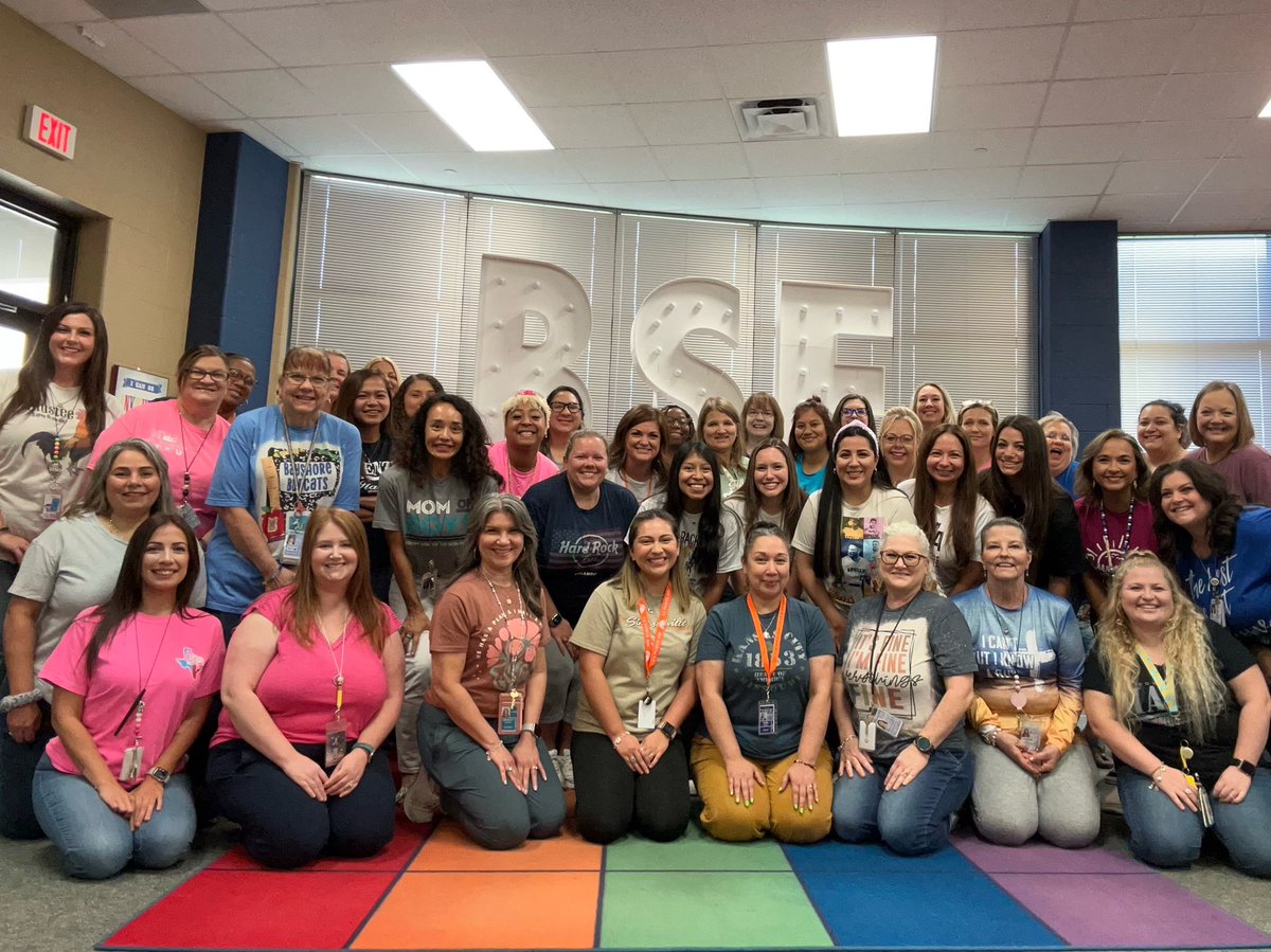 Bayshore Elementary (@bsebobcats) on Twitter photo B2S for this Bobcat family! 🧡💙 #TheBestIsYetToCome at Bayshore Elementary! <a href="/lpisd/">La Porte ISD</a> #BestNeverRest #ChooseLp #LPLegacy B2S for this Bobcat family! 🧡💙 #TheBestIsYetToCome at Bayshore Elementary! <a href="/lpisd/">La Porte ISD</a> #BestNeverRest #ChooseLp #LPLegacy
