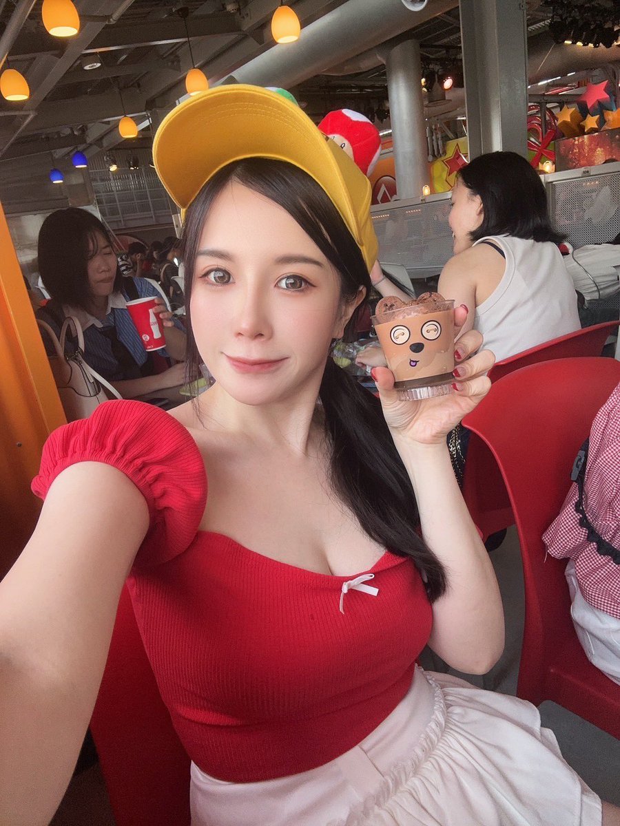 猜猜我在哪裡❤️ https://t.co/LUvt1NbgYw