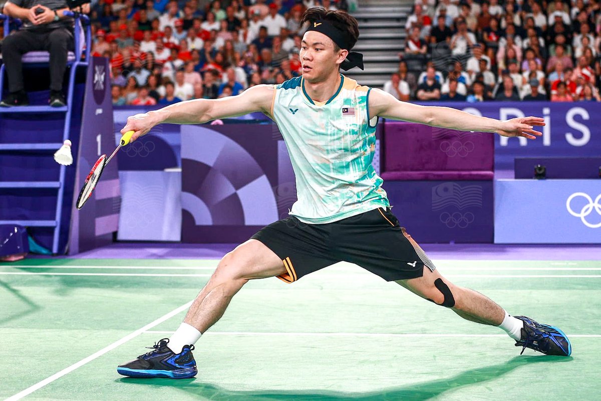 Another great comeback and another medal for Malaysia! This time coming from Lee Zii Jia OLY in the Men’s Singles event.

Zii Jia dragged the game to the rubber set after bouncing back from a first set defeat to beat Lakshya Sen from India 13-21, 21-16, 21-11 for the bronze