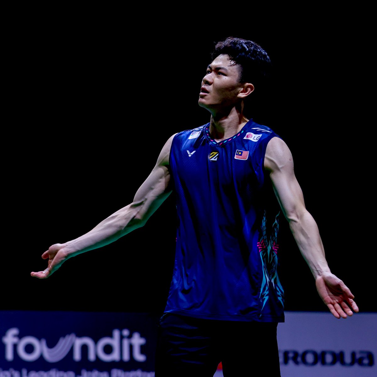 victor_malaysia's tweet photo. Blood, sweat and tears.

Long journey worth the wait.

Your bronze medalist, Lee Zii Jia✨🥉🇲🇾 https://t.co/lTRm5hhl65