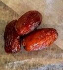 Maktoom date palms were  imported into Arizona from the  Bagdad area of Iraq. It is a soft flavorful date. Our Maktoom at ASU Polytechnic is now ripening into the khalal stage.