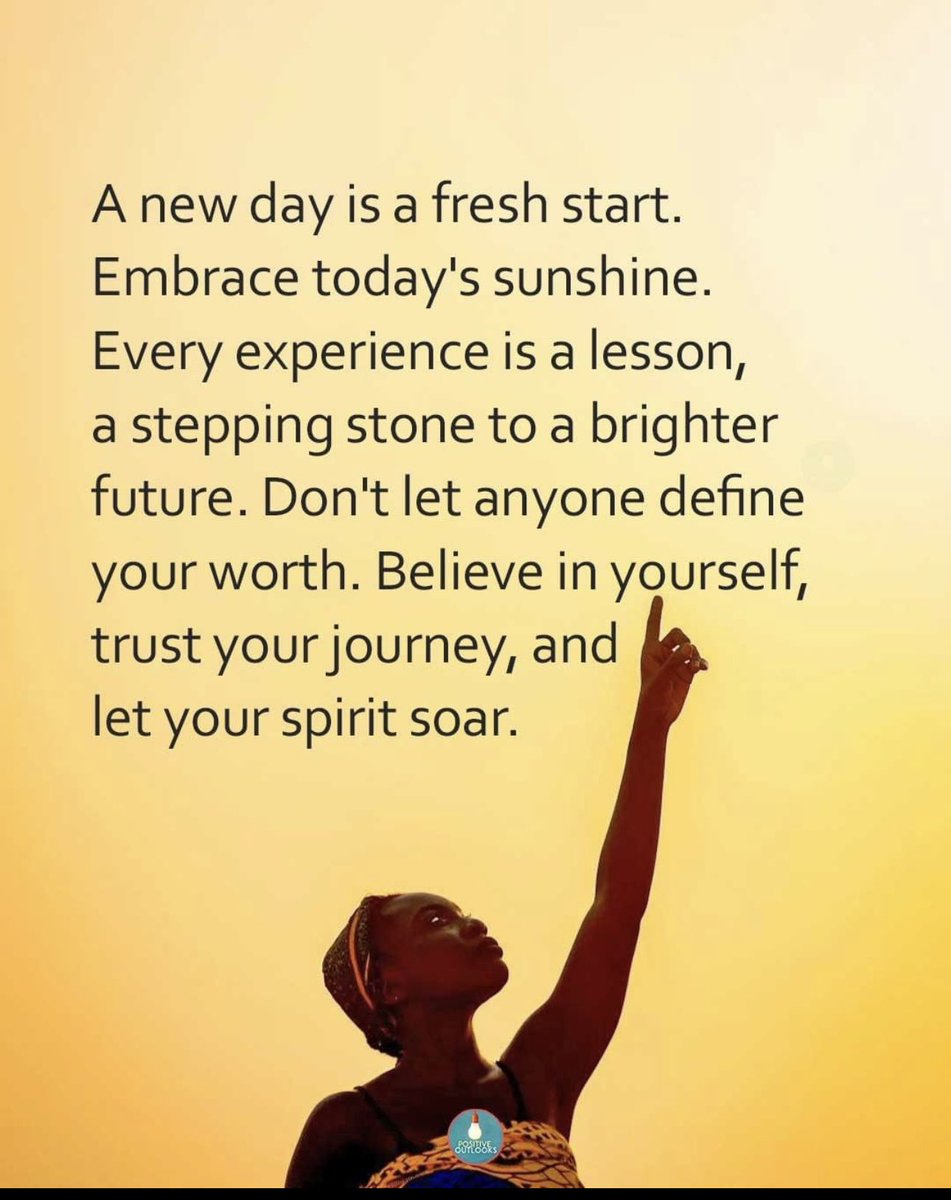ChristyStaying's tweet photo. Happy Monday! https://t.co/Bw32yGfTJw