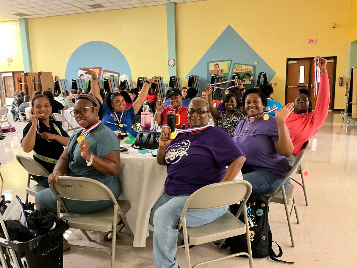 KujawaPrimary's tweet photo. Congratulations to this morning’s gold medal winning team! Way to be IB Learner Profile proficient. @Hughey1Kathy @larealyvasquez1 @MrsT_Counselor @amarquezaldine @CorneliaGreer9 @CMinorMathIS #oneteamonegoal #ourolympicyear #teambuilding2024 https://t.co/C2iMyuHp5h