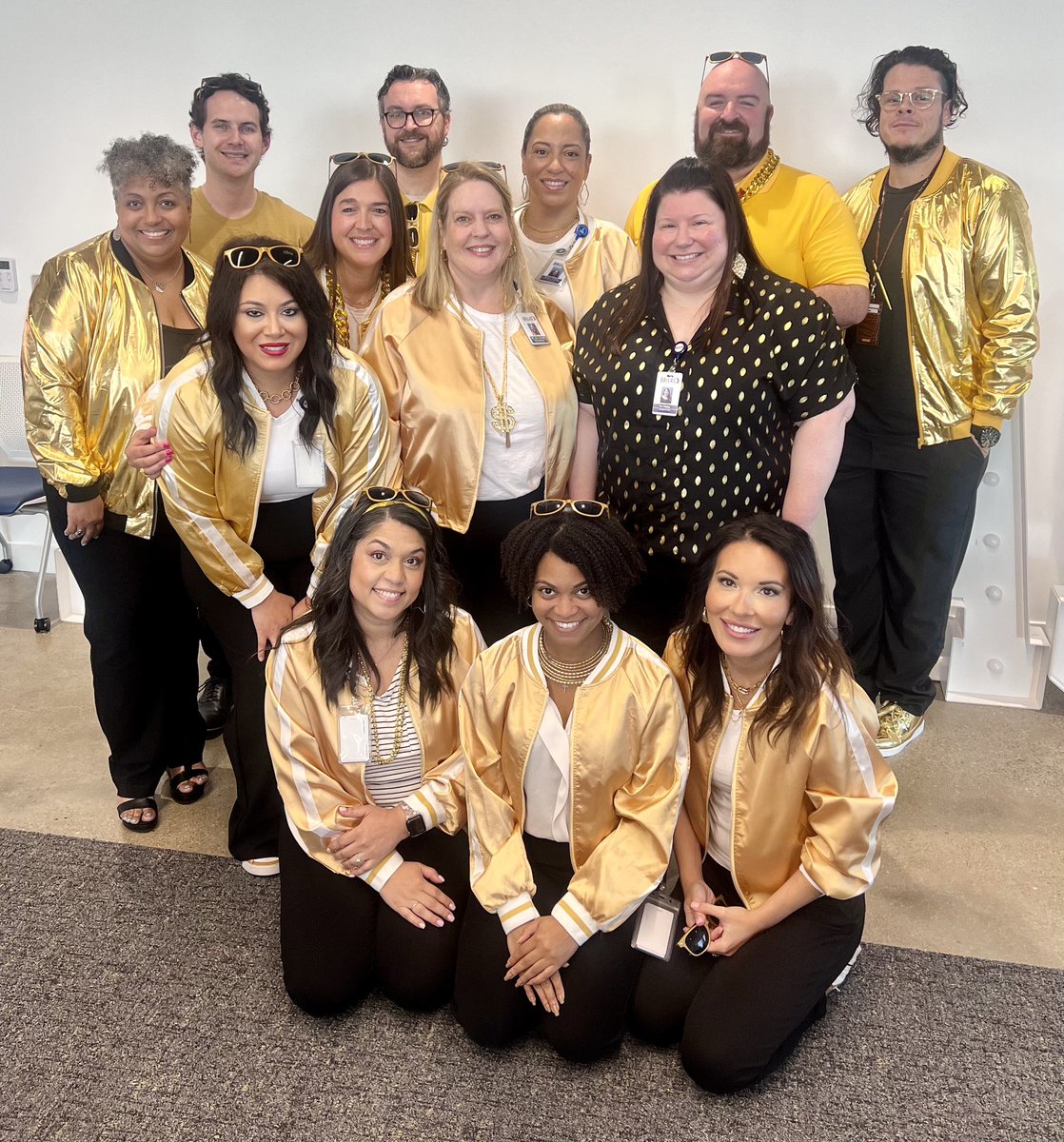 DallasReads's tweet image. RLA is going for gold 24-25! #levelup #convocation #Aunit