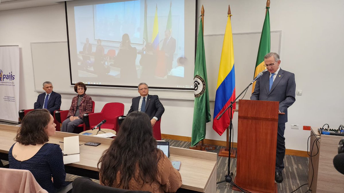 judicaturacsj's tweet photo. 📍Inicia en @UExternado la Primera Jornada Académica ‘Reflexiones sobre el papel facilitador Judicial y de los Ajustes de Procedimientos’. El vicepresidente del Consejo Superior de la Judicatura, Jorge Vallejo, participa en la instalación.

¡Conéctate!➡️https://t.co/CnGoFH49PO https://t.co/uGL3ONKHdB