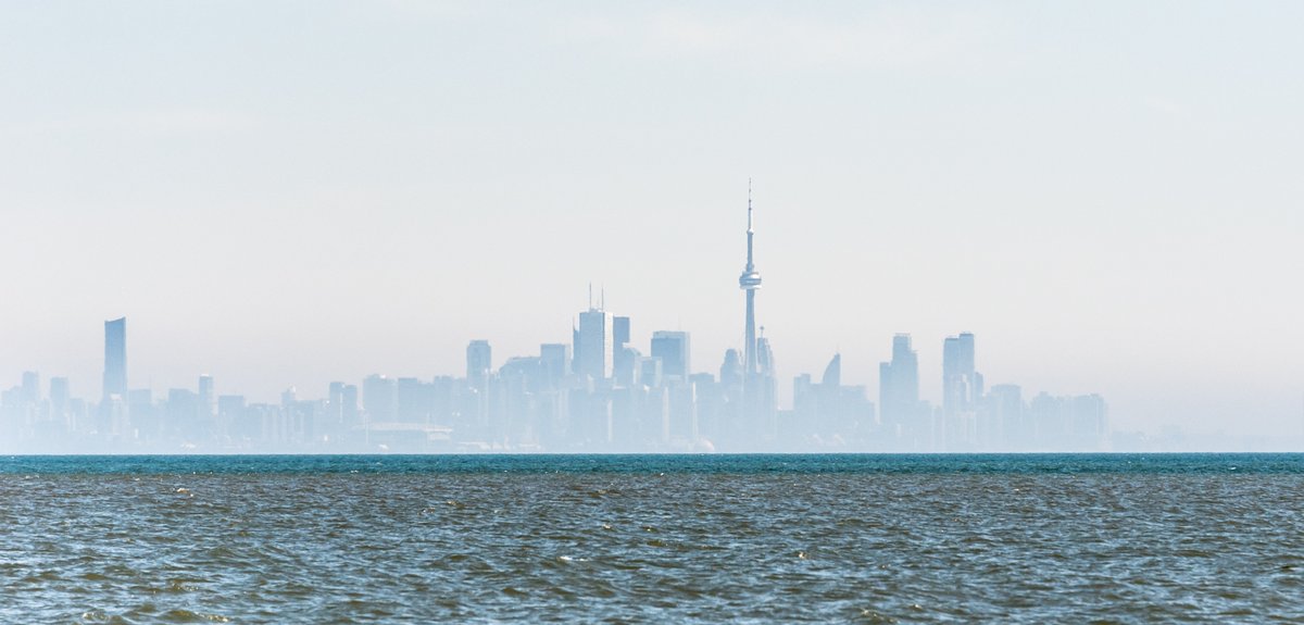 McGilluMedia's tweet photo. Ultrafine particles linked to over 1,000 deaths per year in Canada’s two largest cities 🏙️➡️https://t.co/qwm4H4tk8N https://t.co/LLzVRfLb9u