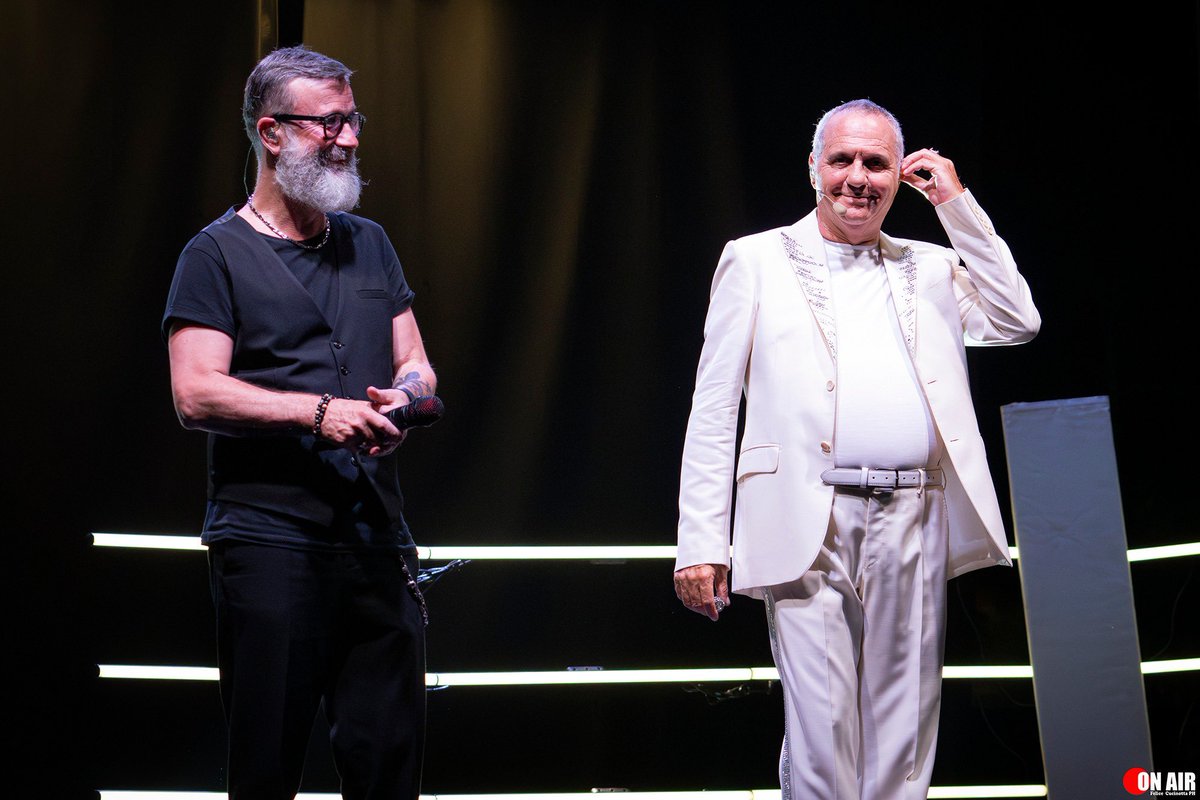 GioPanariello's tweet photo. Grazie Sicilia, ci avete travolti con la vostra energia! 
Ci aspetta una settimana ricca di live:

👉🏻 6.8 Summer Nights - Parco Centrale, Follonica (GR)
👉🏻 7.8 Mont’Alfonso Sotto Le Stelle - Fortezza di Mont’Alfonso, Castelnuovo di Garfagnana (LU) https://t.co/8nUs7c0X7R