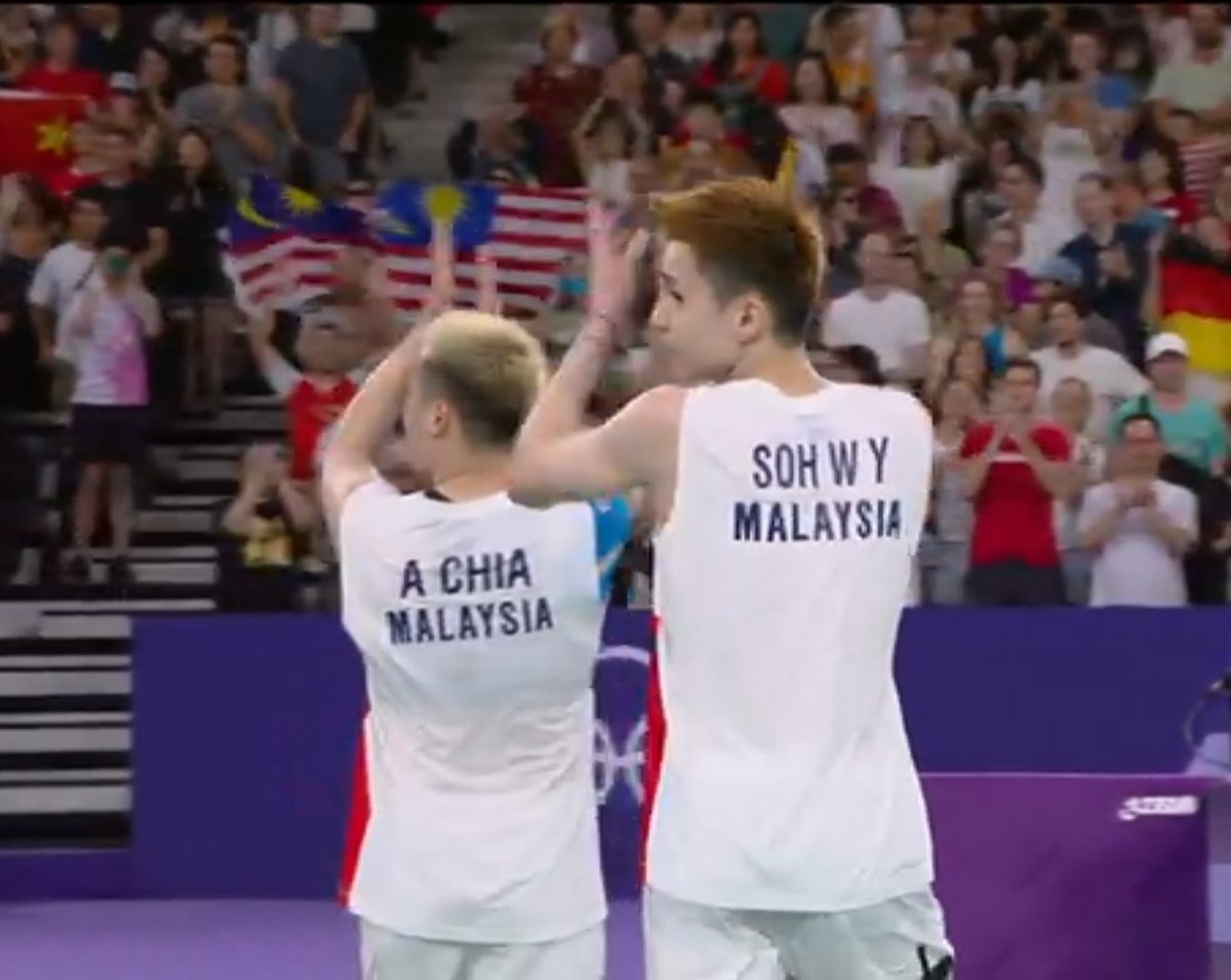 theone_xyz's tweet photo. Finally, the Olympic Bronze Medalists ✨

The hard earned medal by 🇲🇾 badminton players 💪🏻

Thank you for the fight, Lee Zii Jia, Aaron Chia &amp; Soh Wooi Yik 🫡

* Badminton has contributed two medals for Malaysia now 💪🏻

#Paris2024 #Olympics #Badminton 
#BadmintonMalaysia https://t.co/IY3FAwxlwy