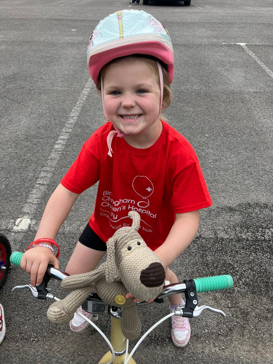 Bham_Childrens's tweet photo. Looking for a way to entertain your little ones for the rest of the summer holidays? Encourage them take on our Summer Fundraising Challenge, and get sponsored to complete a challenge before they go back to school. Learn more and sign up here: https://t.co/8FnZkMFA3z https://t.co/kXEXS3l4dM