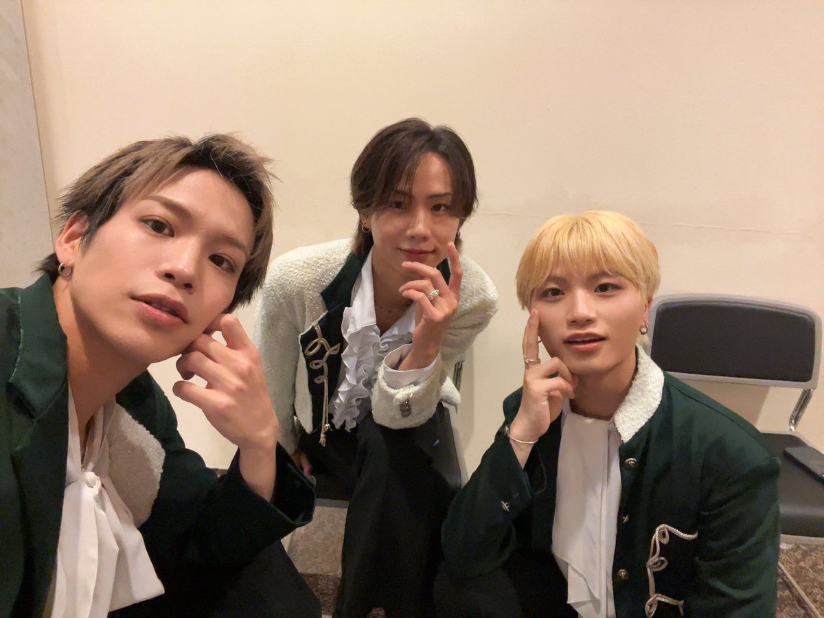 superfantasy_yt's tweet photo. BUZZ-UP2日間出演させていただきありがとうございました！
本当にどのアーティストのファンの皆さんもあたたかく、とても楽しくライブができました！！応援に駆けつけてくれたプリンセスのみんな！配信見てくれたプリンセスのみんな！
ありがとう！！ https://t.co/Pjw12ZTI0X