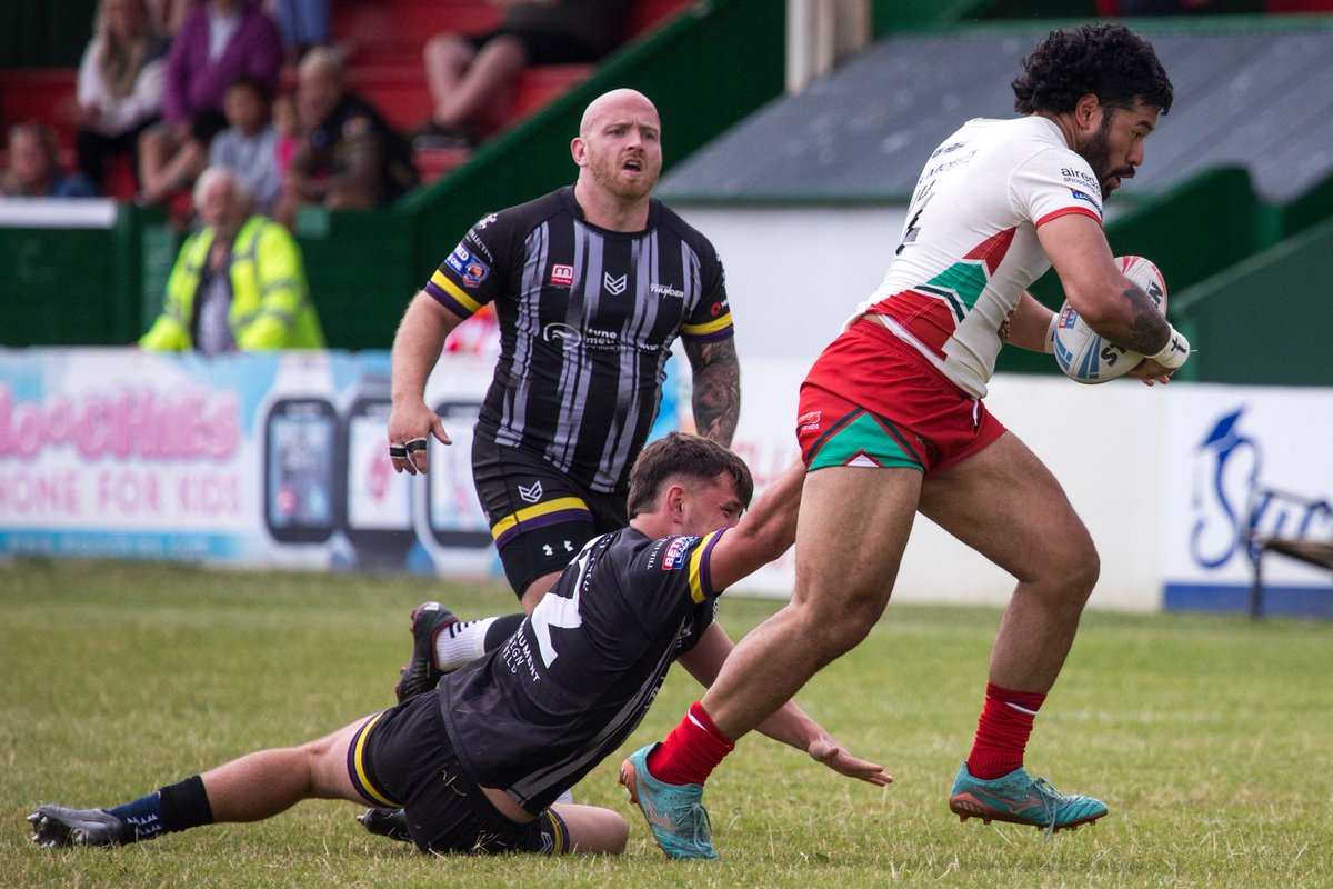 Cougarmania's tweet photo. How good was Junior Nuu yesterday! Unstoppable! https://t.co/EvPyrYnSfb