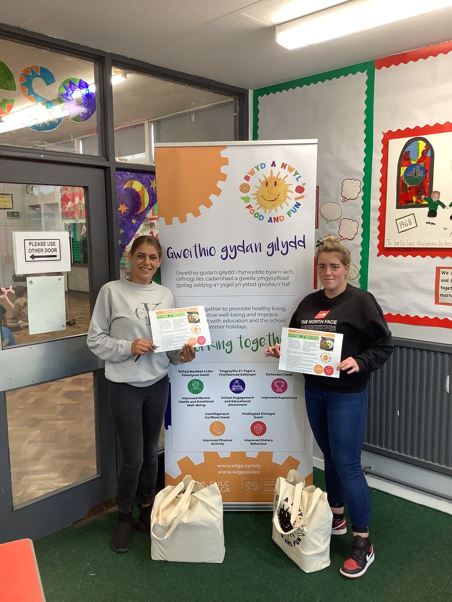 St John Lloyd RC Primary School (@sjlcardiff) on Twitter photo All the parents of our children at SJL’s ”Food and Fun” want to say a huge thank you to <a href="/FoodandFunCdiff/">Cardiff Food and Fun</a> for their food donations! Diolch yn fawr iawn! ☀️🍊🍎🍓 All the parents of our children at SJL’s ”Food and Fun” want to say a huge thank you to <a href="/FoodandFunCdiff/">Cardiff Food and Fun</a> for their food donations! Diolch yn fawr iawn! ☀️🍊🍎🍓
