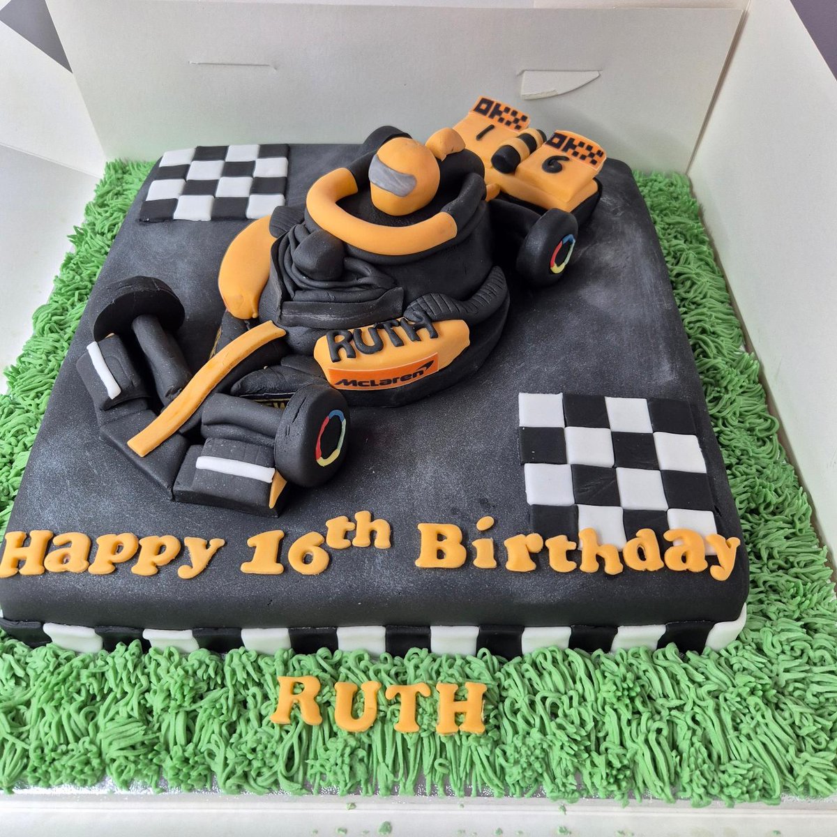 beckyTMCC's tweet photo. Formula One Lando Norris themed Birthday Cake 
-
-
#formulaone #landonorris #car #16thbirthday #birthdaycake #cake #celebrate #lovemyjob #enjoymywork #smallbusiness #supportlocal #familyrun #tmcc #themobilecupcakecompany https://t.co/N3FjK11wSF