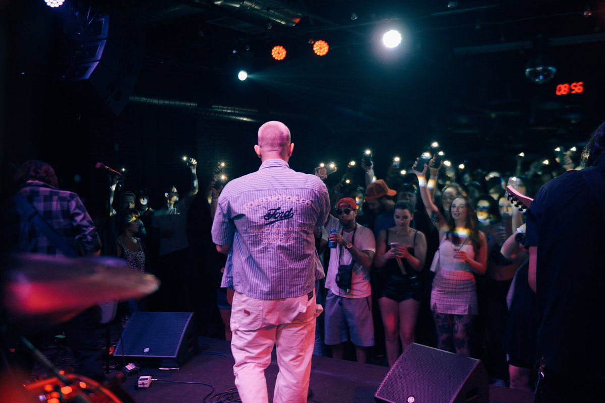 nic violets! tweet media