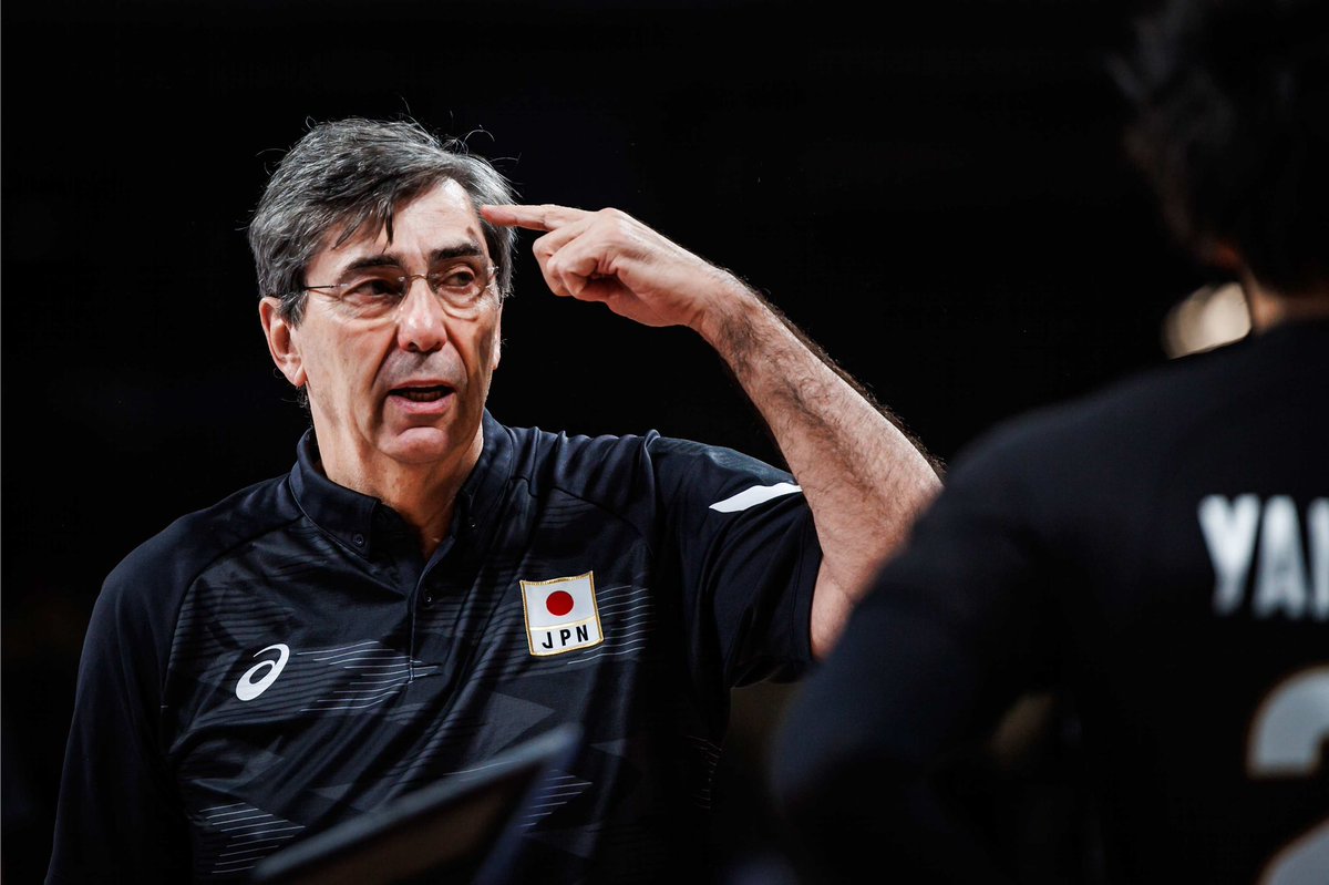 simping4ran2's tweet photo. Thank you so much for all your hard work Coach Blain. Japan wouldn’t be Japan without you. I know the guys will carry your teachings with them no matter where you are. Good luck on the next page of your career and I hope to see you again soon 🤍 https://t.co/87mv9o6CXh
