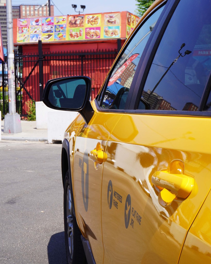WBtaxi's tweet photo. Beautiful day to hail a cab to Coney Island

#nyc #newyorkcity #nyctaxi #wbtaxi #taxicab #taxi #yellowcab #yellowtaxi #taxidriver #taxidrivers https://t.co/bKm2042qUR