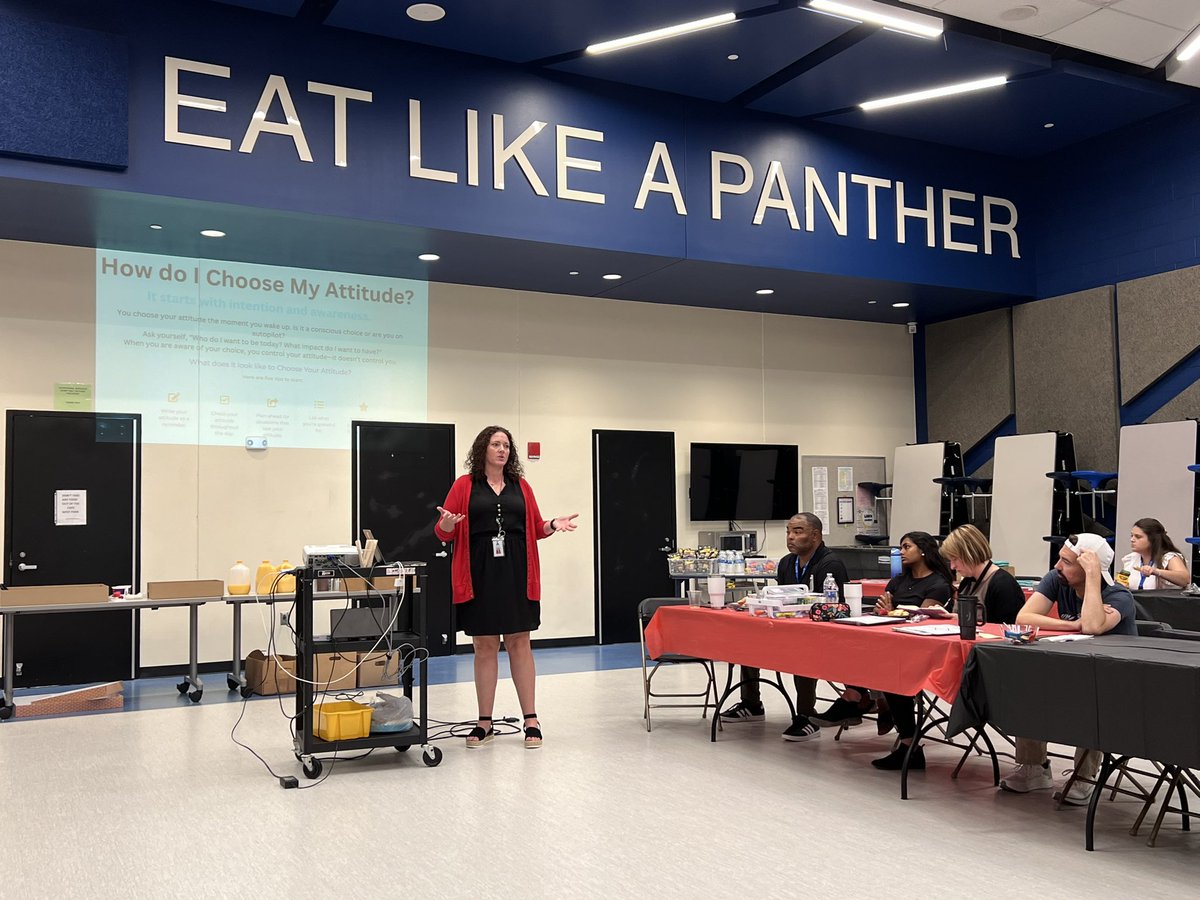 devont2008's tweet photo. Great launch to the new school year with four guiding principles 1) Choose your attitude 2) Play 3) Make their day 4) Be There. @WestParkKCKPS @fishphilosophy @urban_janell @mrjoshuasnyder https://t.co/rNUh6QzKWg