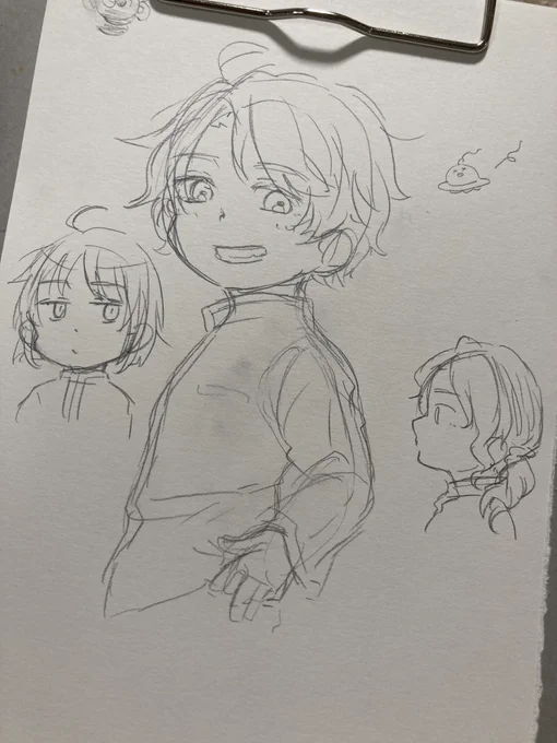 なんか今なら絵かける気がすると思ったんですがもう無理です 眠気がすごいんです あとわたしはもう描けないのかもしれません 絵ってどうやって描いてたけ 