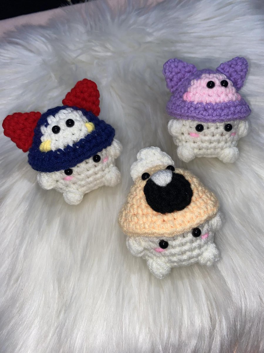 Ur_Phibi's tweet photo. Hello everyone,
I’m assisting my friend with her crochet business, which features a range of beautifully crafted items, including charming crochet truz-inspired pieces.
#treasureph
#teume
#crochet
#fypシviral https://t.co/c82WCPOv2v
