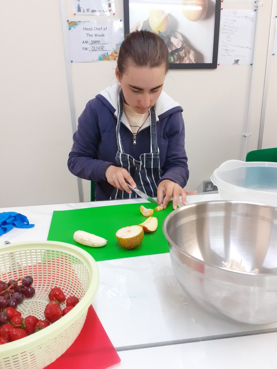 Talkback_UK's tweet photo. We're delighted to welcome the young people taking part in our summer programme, which aims to help young autistic people and those with learning disabilities, make the transition from school to college. Thank you @HeartofBucks for your support.
https://t.co/ew8QcnC5xQ https://t.co/EjHCcZfIAf