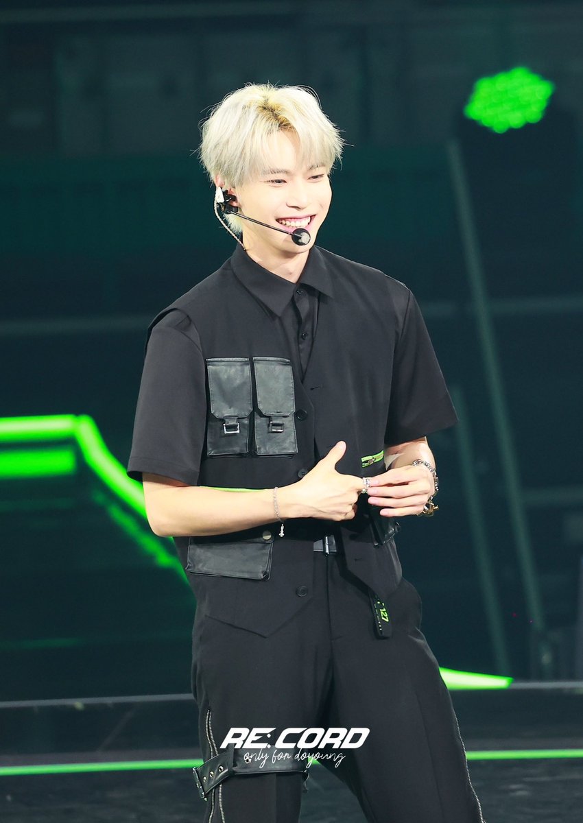 record_do0's tweet photo. 240804
웃는게 제일 예뻐🍀

#도영 #DOYOUNG #ドヨン #NCT #NCT127 #NCT127_8ECRET_INVITATION https://t.co/wdmZv9IqVb