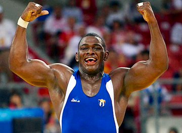 KatyDCuba's tweet photo. Grande, grande, grandísimo eres Mijaín López. Ya estás en cuartos de final, sigue por más Gigante de Herradura. #Cuba te ama
#CubaInspira #CubaEsDeporte https://t.co/Hkwff0x2ke