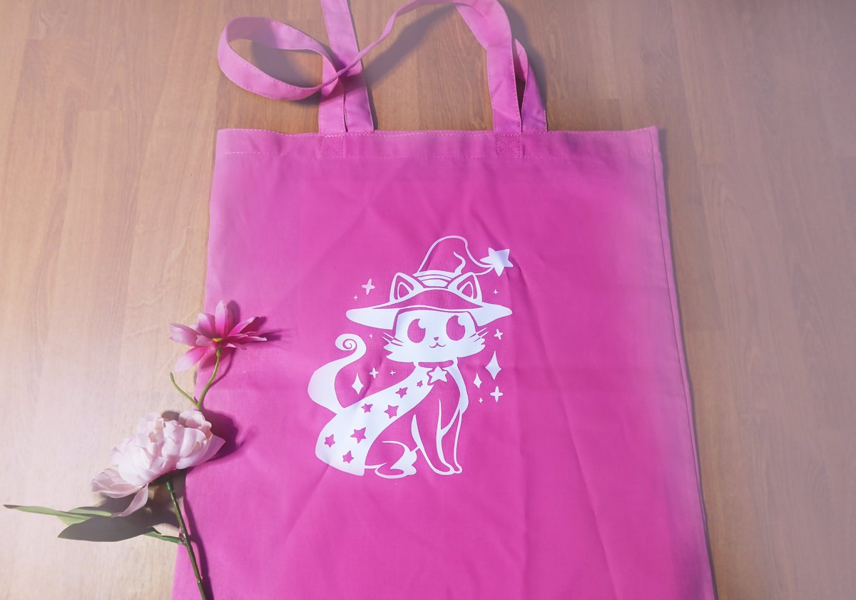 My art shop is officially LIVE! Check out all my new drawings, clothing, stickers, &amp; other goodies here! 
etsy.com/shop/Izadoodle