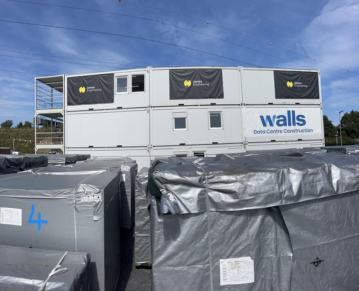 IeVending's tweet image. 📣 Exciting News from Vending-Machines.ie! 📣

We are thrilled to announce the successful installation of two brand-new vending machines at Jones Engineering’s massive construction site in Dublin! 🏗️

#JonesEngineering #DublinConstruction #VendingMachines #CustomerFirst