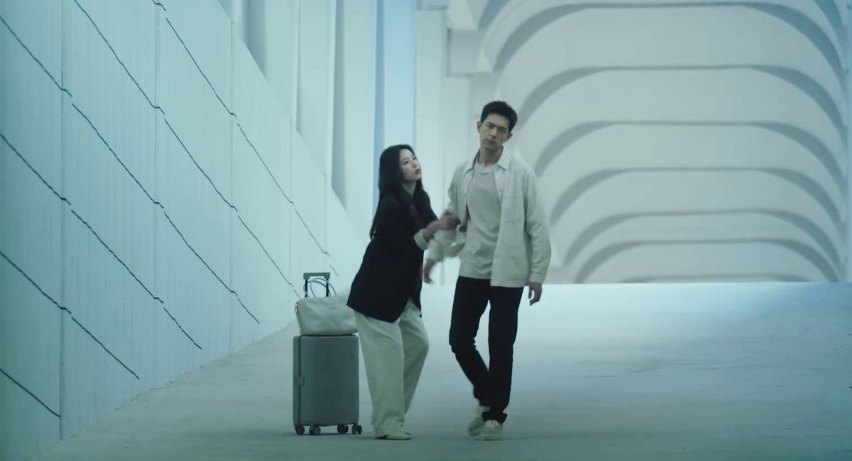 GusuCloud's tweet image. I've finally finished #WillLoveInSpring and it was a very wise &amp;amp; emotional drama about life, death, love, family. It was quite heavy for me bcz its timing with irl hits harder than it should but it was a wonderful drama, with an amazing cast !