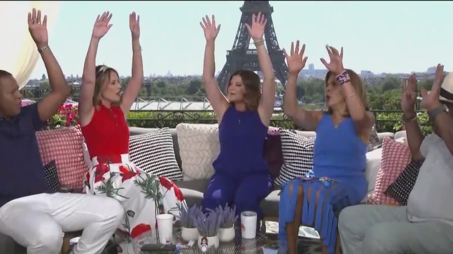 KARK4News's tweet photo. Alyssa Orange gets TODAY Show hosts to call the Hogs in Paris https://t.co/sSB5ZUt0MC https://t.co/GTBSa4GxrQ