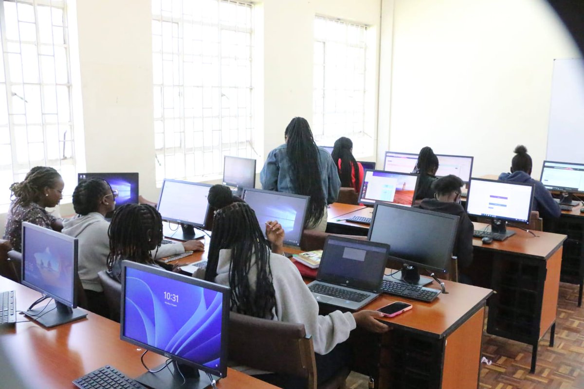 EngageProjectKE's tweet image. ENGAGE Project kicks off a 20-day residential pilot training for young women in data science across 6 universities in Kenyan. Tier 2 &amp;amp; 3 trainees will be equipped with machine learning, AI &amp;amp; public health skills to tackle community health challenges #ENGAGEProject #LetsENGAGE