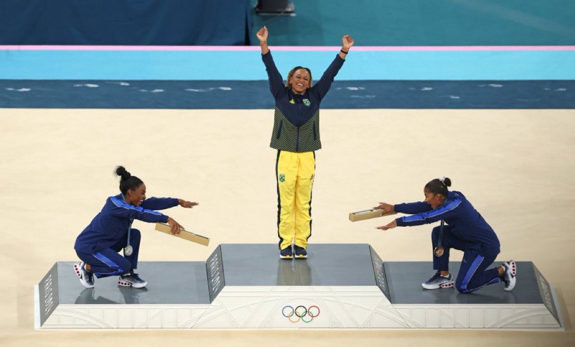 Este gesto de Simone Biles y Jordan Chiles hacia Rebeca Andrade es absolutamente maravilloso 

📸 <a href="/Olympics/">The Olympic Games</a>