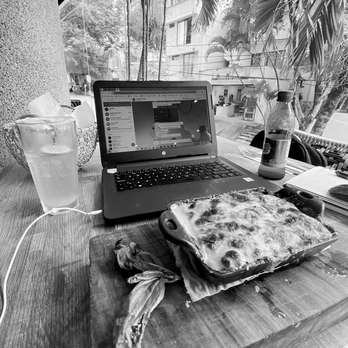 Elcolmo77's tweet photo. Dedicarme tiempo 🩶🖤🤍 https://t.co/NyTD7mw9DI