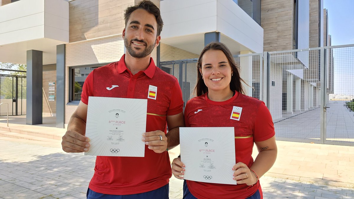 RFETA's tweet photo. #PARIS2024

¡El #TeamRFETA ya está en Madrid!

Pablo Acha, Elia Canales y Elías Cuesta regresaban esta misma tarde de París, luciendo orgullosos los diplomas olímpicos con los que han hecho historia.

¡Bienvenidos, y a disfrutar de un merecido descanso!

#ArcheryinParis https://t.co/Ho25EfHZT6