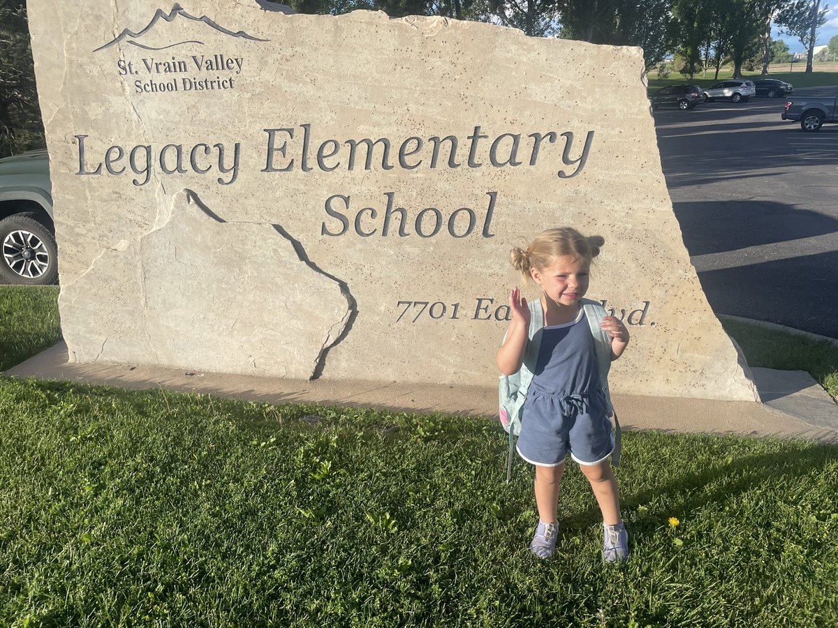 Lindsay Fox tweet media