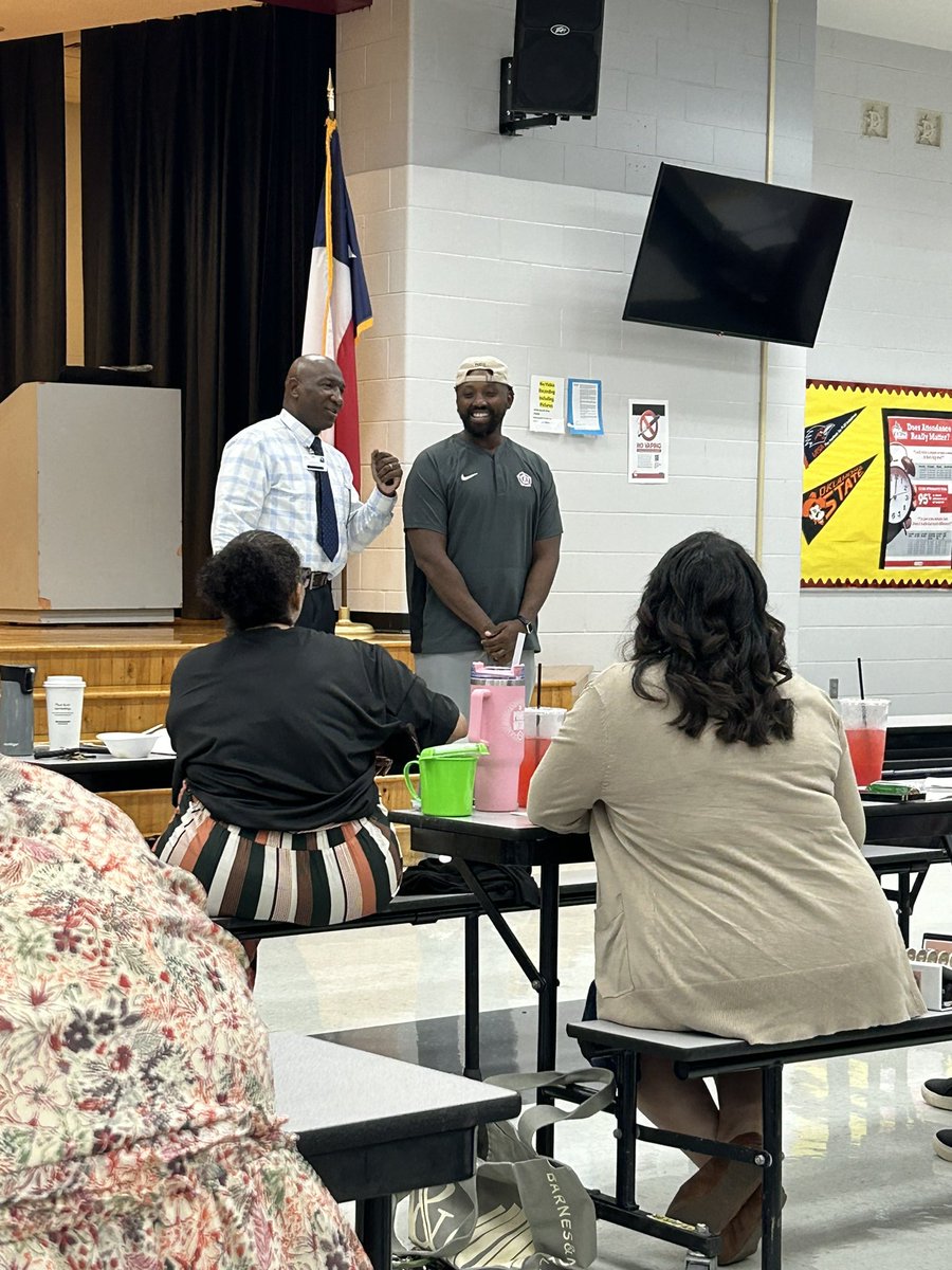 Happy Birthday to our very own Coach Wimbush!! <a href="/realwimbush/">Coach John Wimbish</a> 🎂🥳