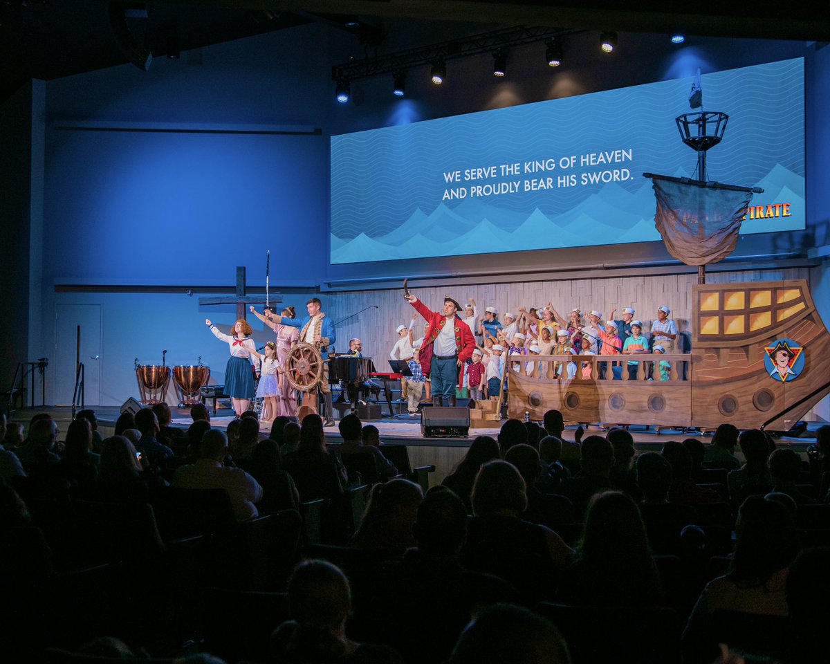PatchAdventures's tweet photo. Last week the Jolly Roger and crew set sail for a Patch LIVE! in Pennsylvania! 🌊
Thank you to the @ValleyForgeBap kids choir and the hundreds of Patch fans that joined us for this fun-filled, sing-along event!
#PatchThePirate #PatchConcert #PatchCrew #PatchLive https://t.co/u87Gc8d77a