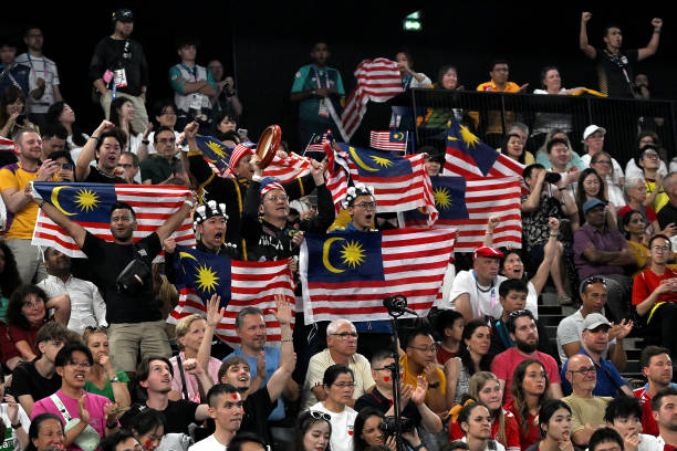 HelloBWJr26's tweet photo. Malaysia supporters at the arena from day 1 badminton deserves a medal too yk 🥹🥹

This pictures make me so proud and happy ❤️🇲🇾 https://t.co/SWiIcgX5Fw