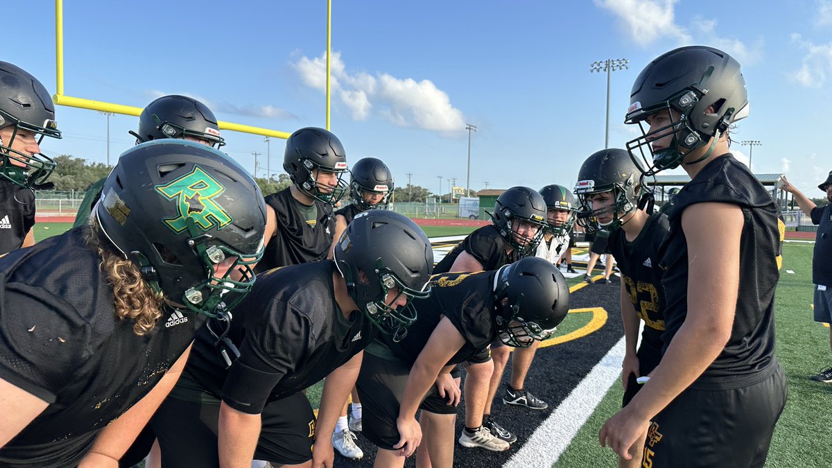 R_FISD's tweet photo. Win the Day!

#TXHSFB | #GoPirates 🏴‍☠️ https://t.co/5dOknoU809