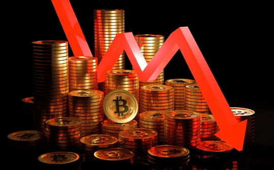 BitChecker_'s tweet photo. 📉 加密市场“黑色星期一”：8月5日，加密市场大幅下跌，比特币24小时内跌破53000美元，以太坊大跌至2100美元，其他山寨币也惨遭抛售。主要原因包括日本央行加息、美国就业数据疲软、Jump抛售ETH等。市场波动加剧，投资者需谨慎。

📲 阅读更多：https://t.co/rIFzmhf1Rm 
#比特币 #以太坊 #加密货币 https://t.co/oNtfEO14kS