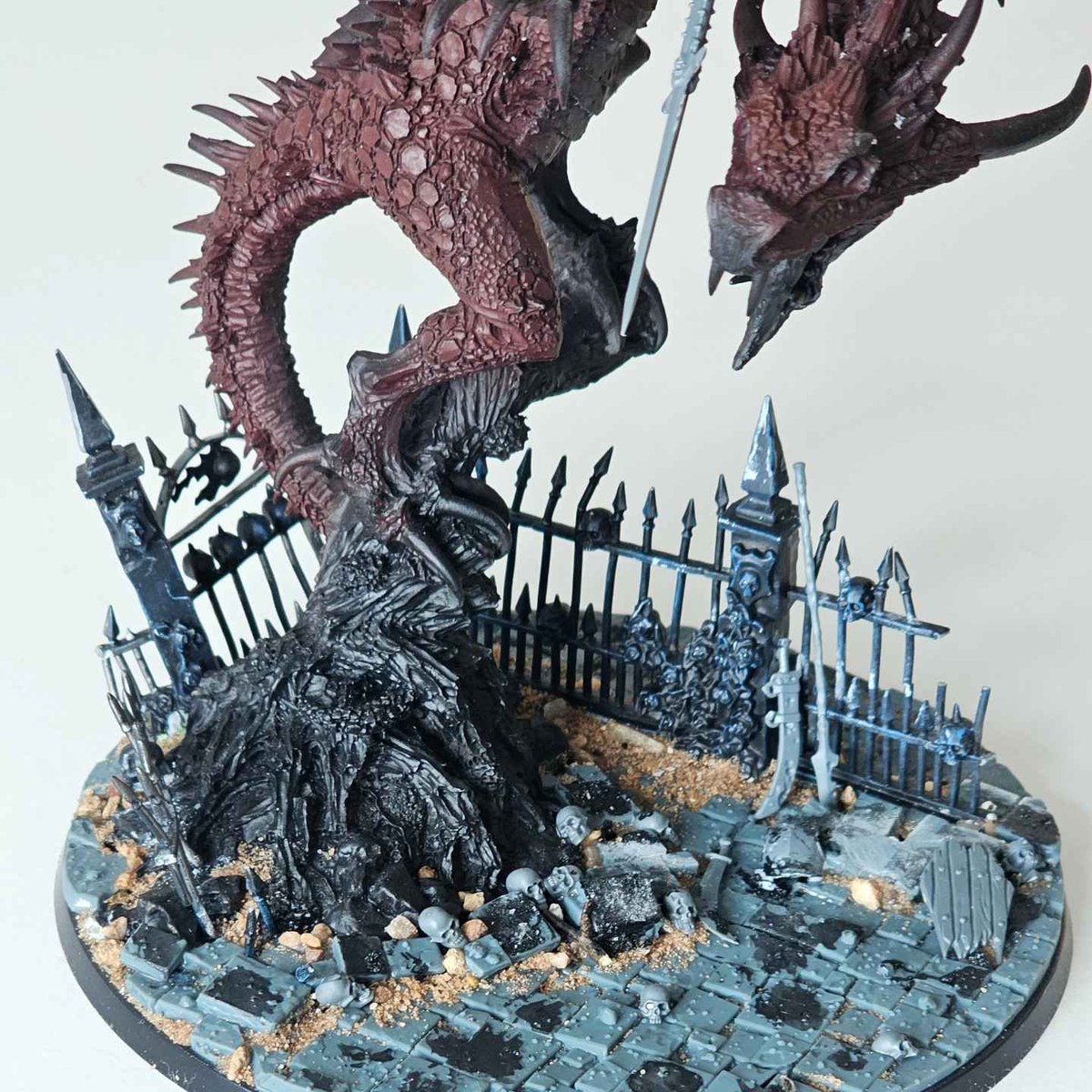 ChrisFrosin's tweet photo. I needed a Vampire Lord of Zombie Dragon for my Soulblight...!
Done!
Whatcha think? Didn't think the old Carmine Dragon needed any cutting up to 'zombiefy' it. Plan is all in the painting. MAYBE an exposed rib.
Flaming skull breath? Yes or No? ๐
#WarhammerCommunity #NewAoS #SBGL https://t.co/Q2Gpmos1zX