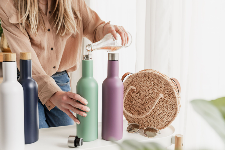 INTOUCH_RUGBY's tweet photo. Planning a picnic! Uberstar Vinnie Insulated Travel Wine Bottles are perfect! https://t.co/ZHJfQ8CRom  ... now live @ https://t.co/mfuNWdKc74 ! #uberstar #travel #ad #winebottles #picnics https://t.co/toEXeo4hjJ