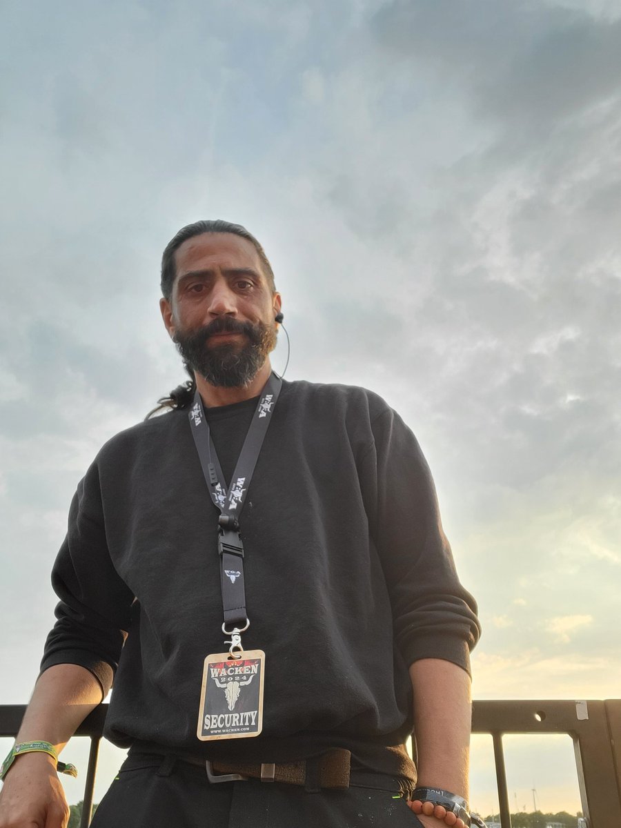 Kuzey Almanya'daki Schleswig-Holstein eyaletinin Wacken adlı küçük bir kasabasında düzenlenen geleneksel açık hava heavy metal müzik festivali