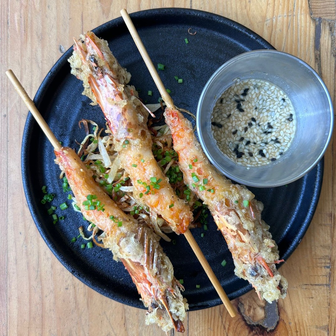 Tempura Fried Prawns🦐🍤
miso &amp; sesame dip, deep fried cabbage

Tuesday - Saturday, 12pm - 2pm
Wednesday - Saturday, 6pm - 10pm🍴

Book a table: okn1.co.uk/reservations

#okn1 #foodie #restaurant #london #shoreditch #hoxton #meal #dinner #lunch #smallplates #trending