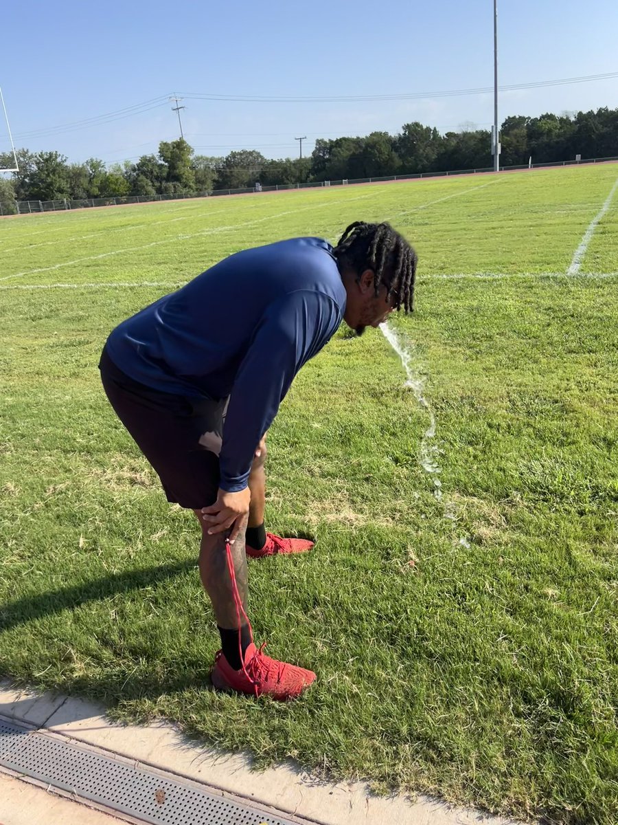 Elton Croc tweet media