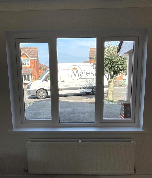 Another classic uPVC job fitted in Burnham-On-Sea. Contact us today to get your free quote!

#newinstall #majestic #windows #doors #freequote #homerenovation