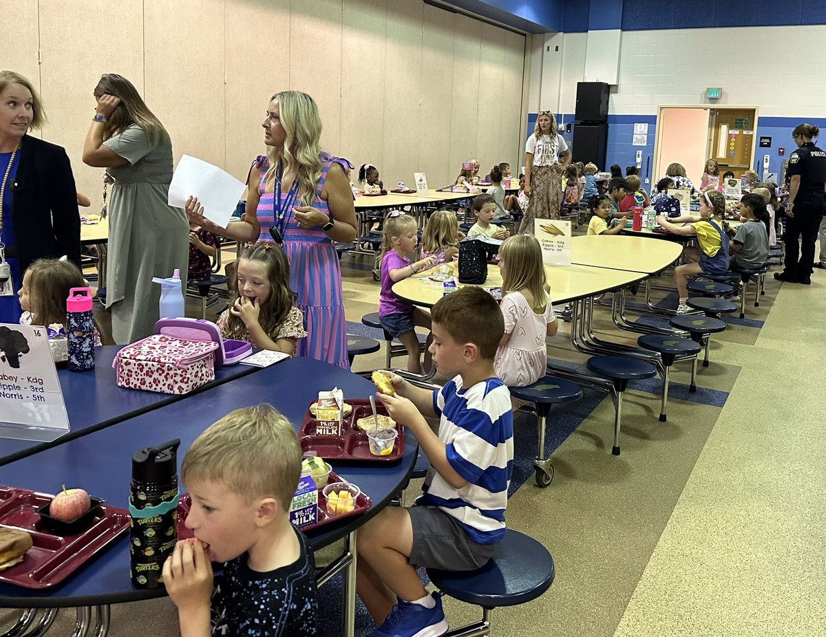 Kindergarten students made it to lunch! All smiles and full bellies at MTE!